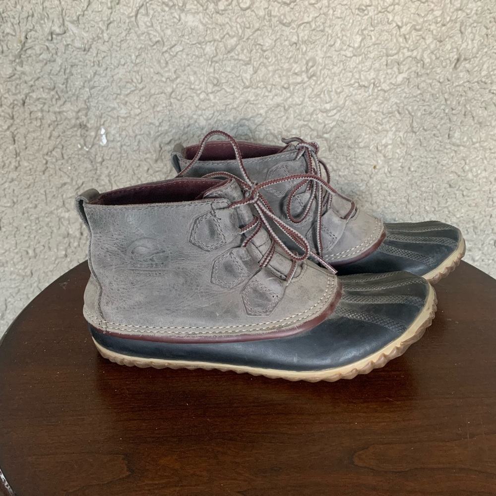 Sorel rain booties